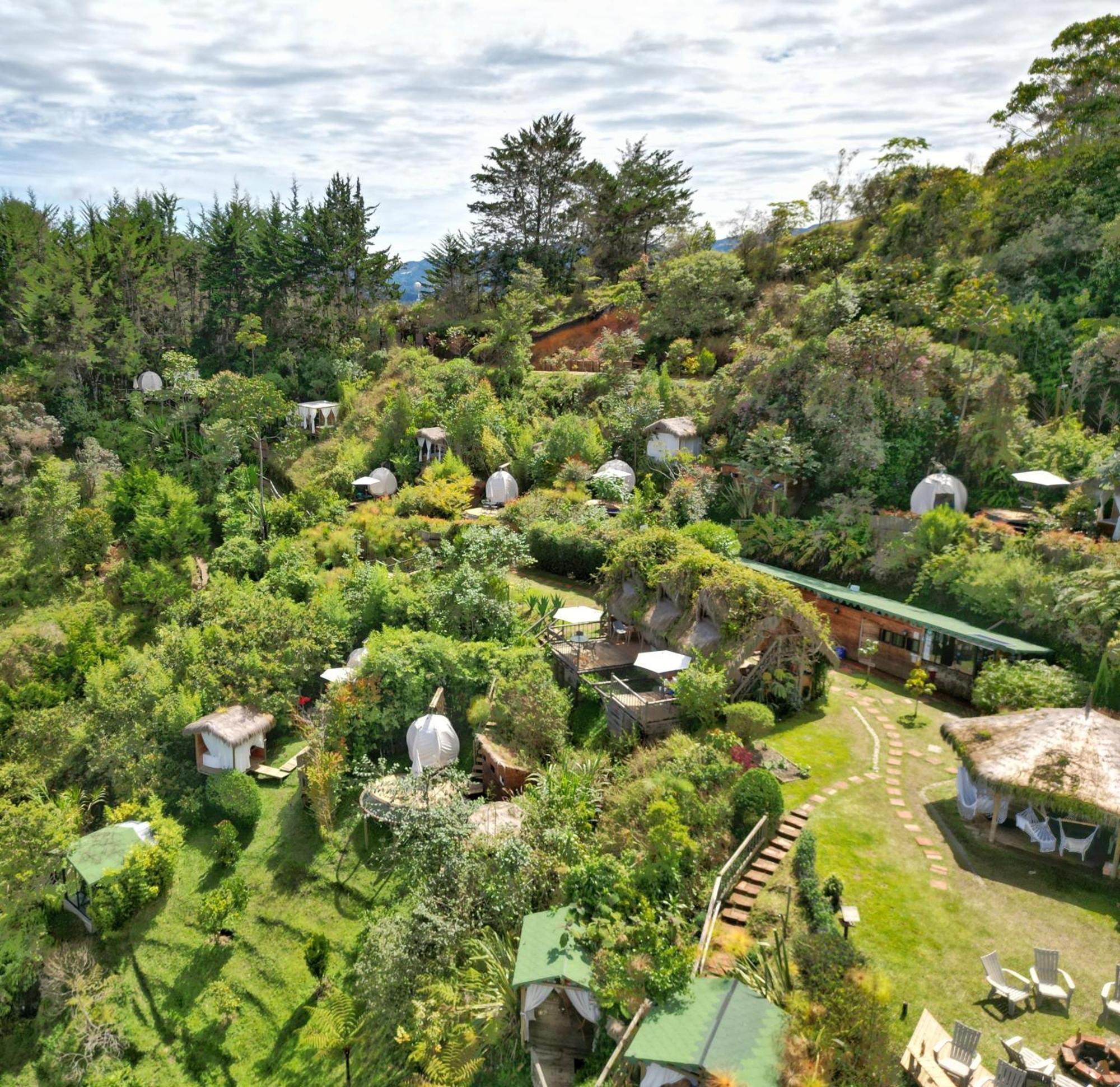 Levit Glamping - Hotel Guatape Penol (Adults Only) Ngoại thất bức ảnh
