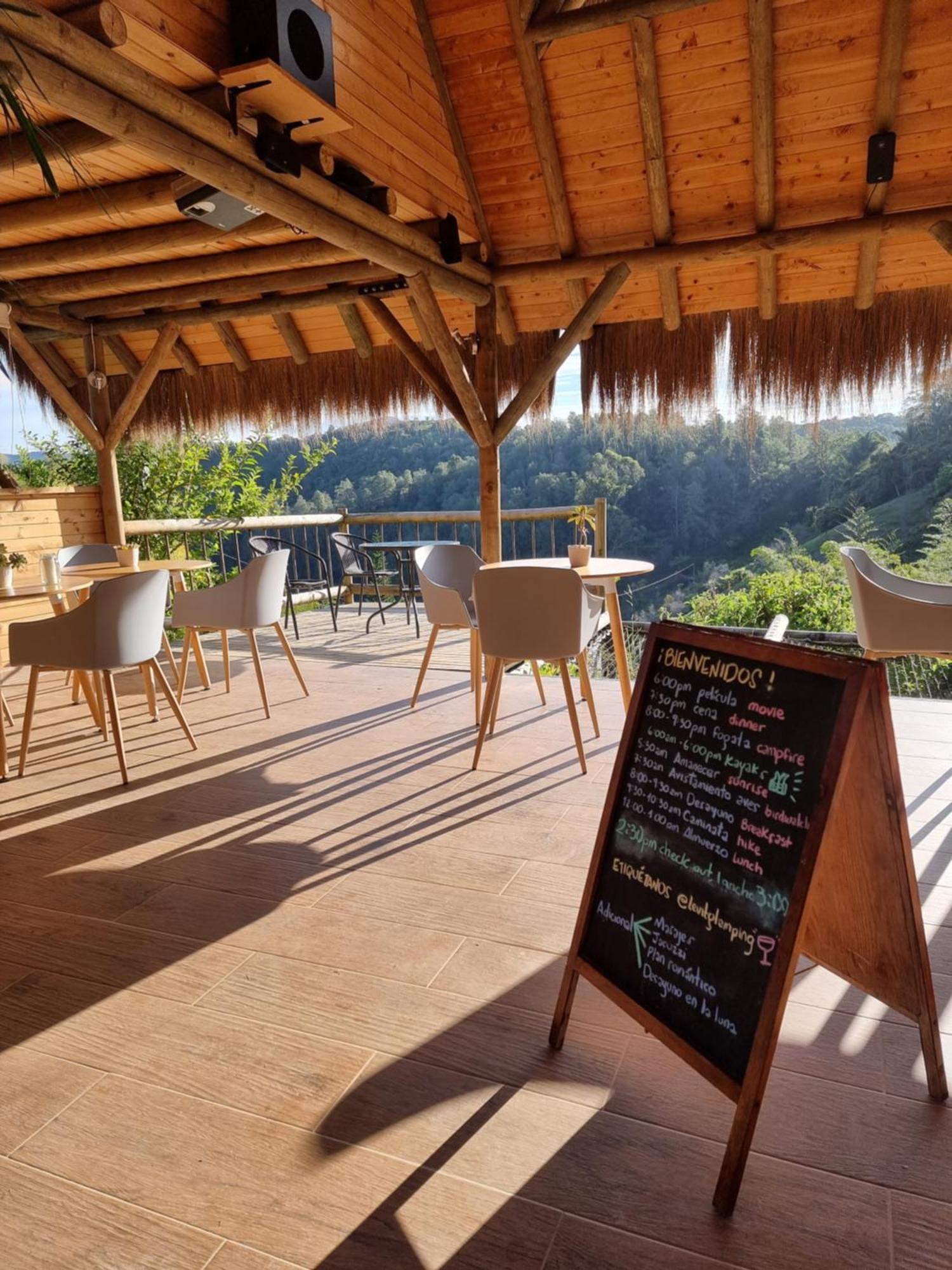 Levit Glamping - Hotel Guatape Penol (Adults Only) Ngoại thất bức ảnh
