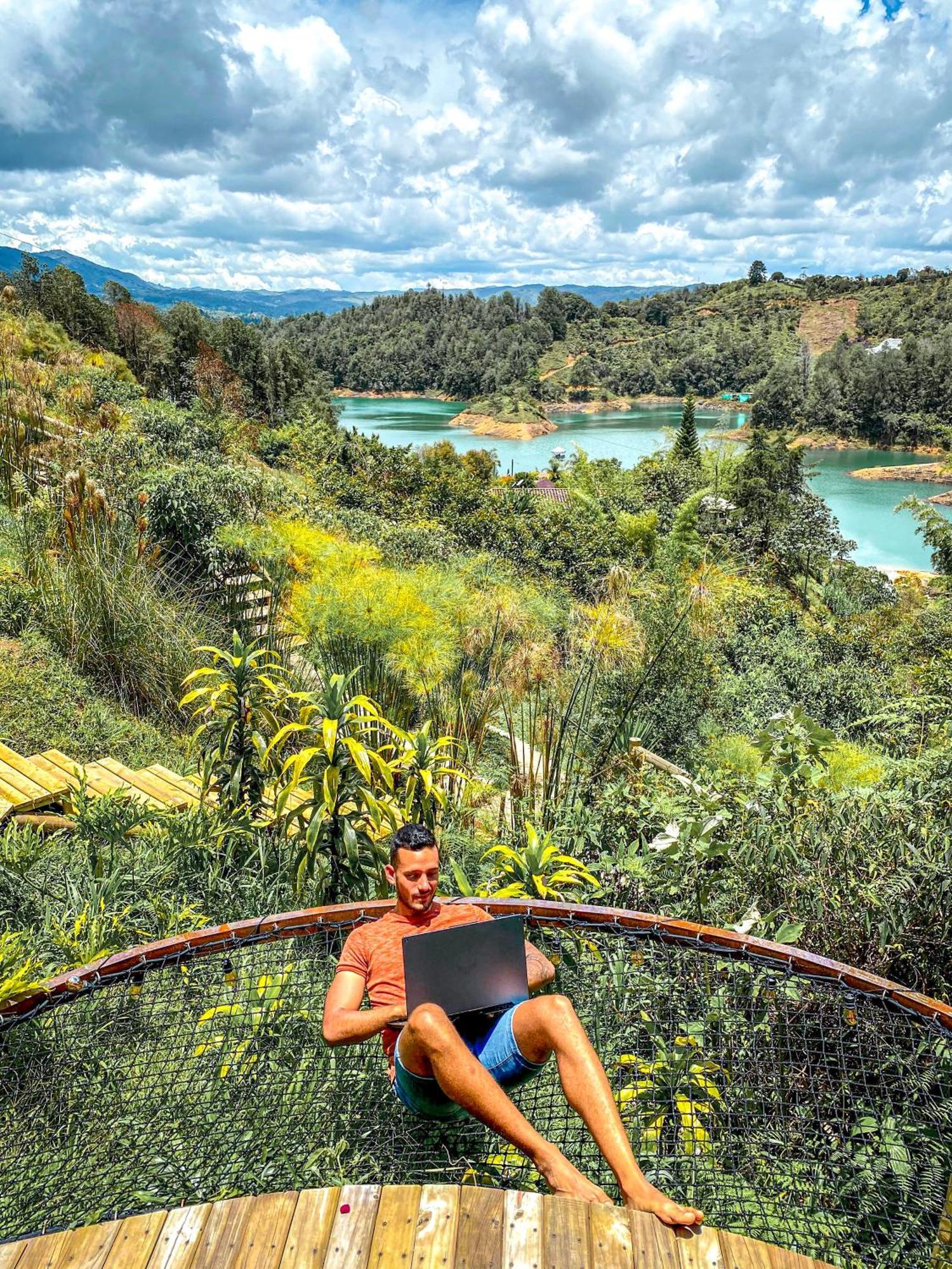 Levit Glamping - Hotel Guatape Penol (Adults Only) Ngoại thất bức ảnh