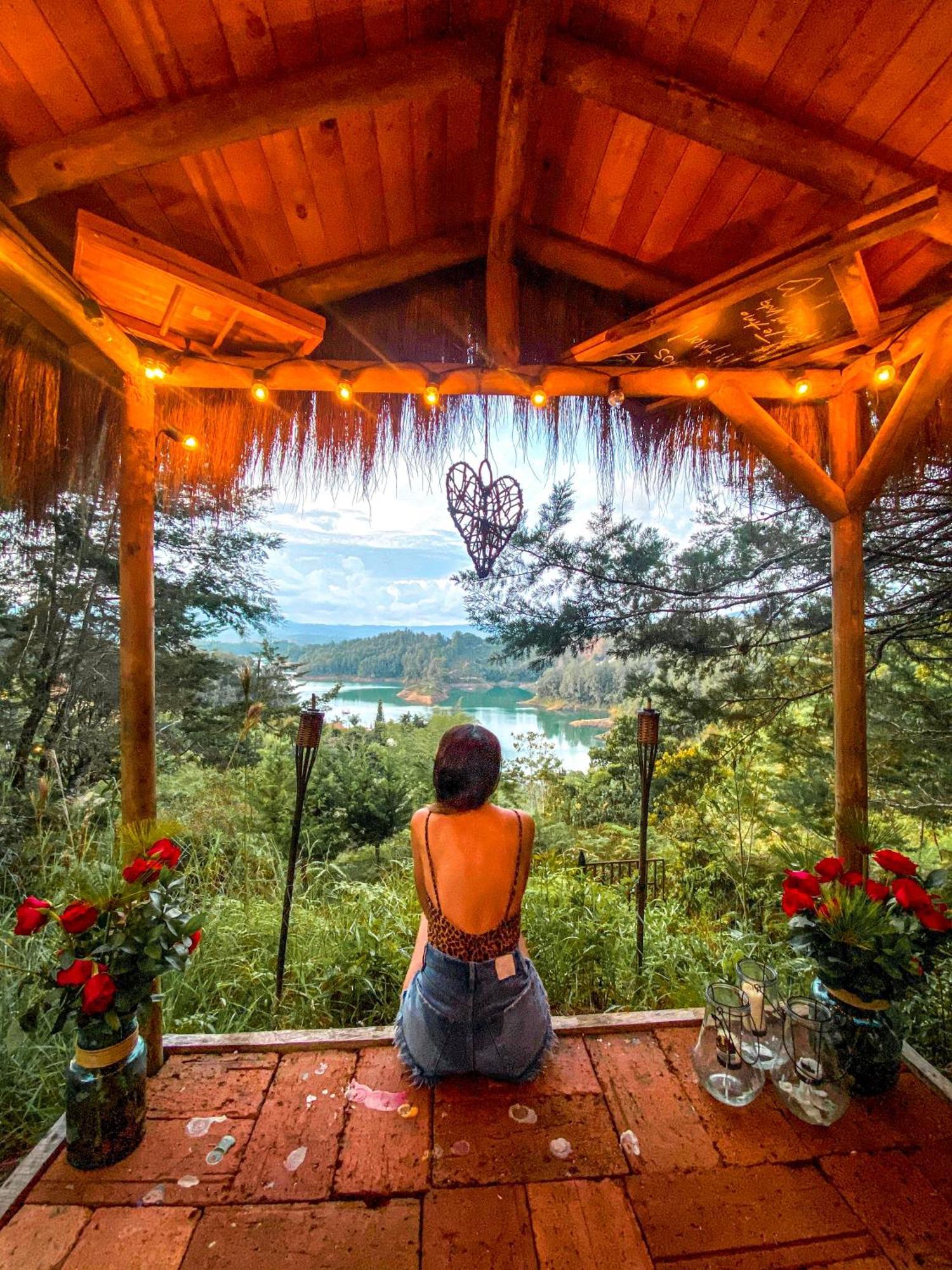 Levit Glamping - Hotel Guatape Penol (Adults Only) Ngoại thất bức ảnh